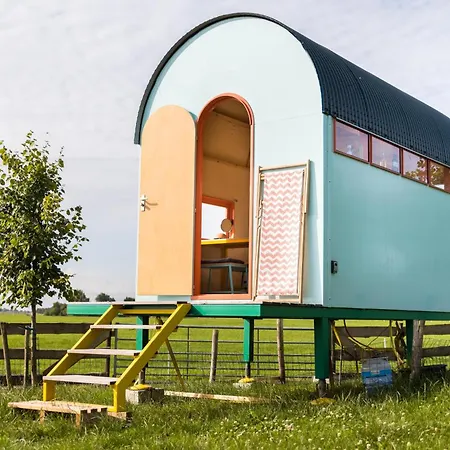 Hihahut De Vogelaar Campsite